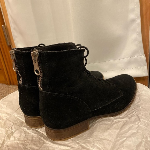 Size 7 Steve Madden suede leather booties - Picture 5 of 5